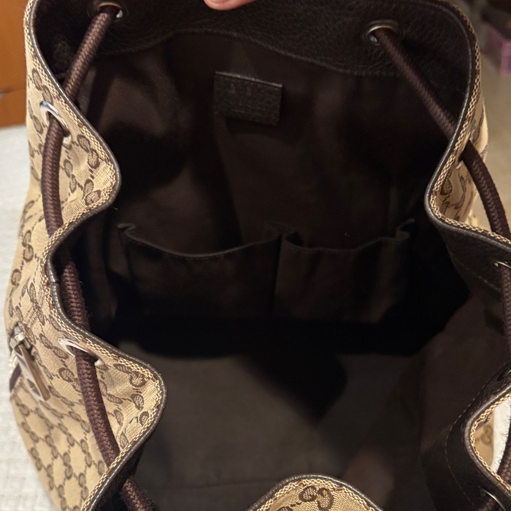 Gucci Tan Monogram Drawstring Pouch medium - Picture 4 of 7